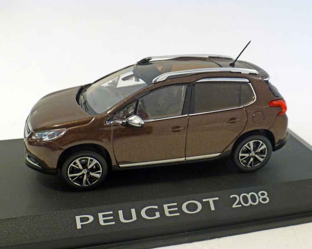 Peugeot 2008, 2013 braun-Metallic