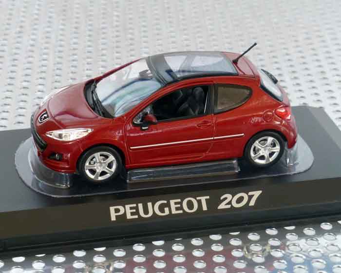 Peugeot 207 rot Metallic