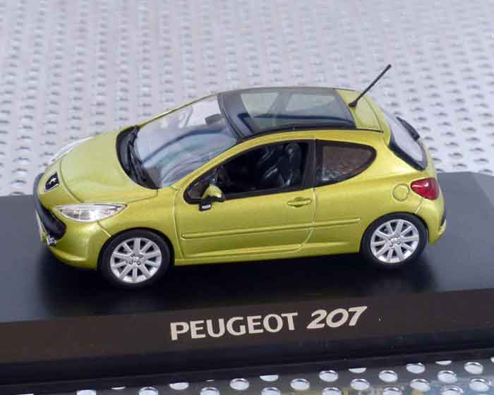 Peugeot 207 gelb-Metallic
