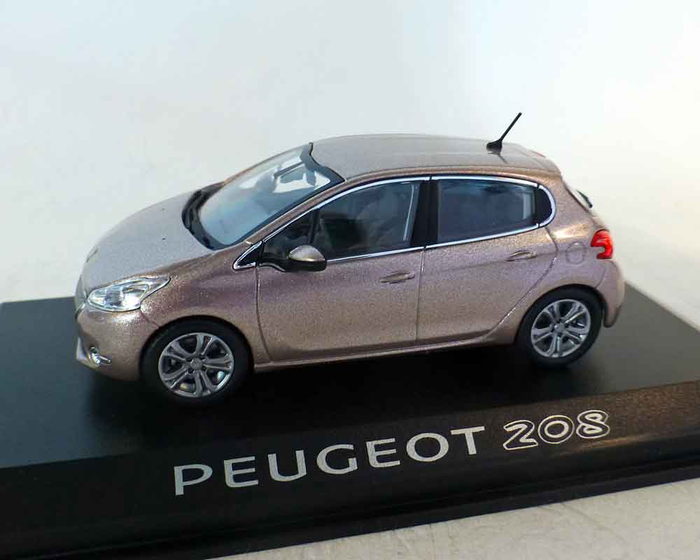 Peugeot 208 blossom-grau Metallic, 2012