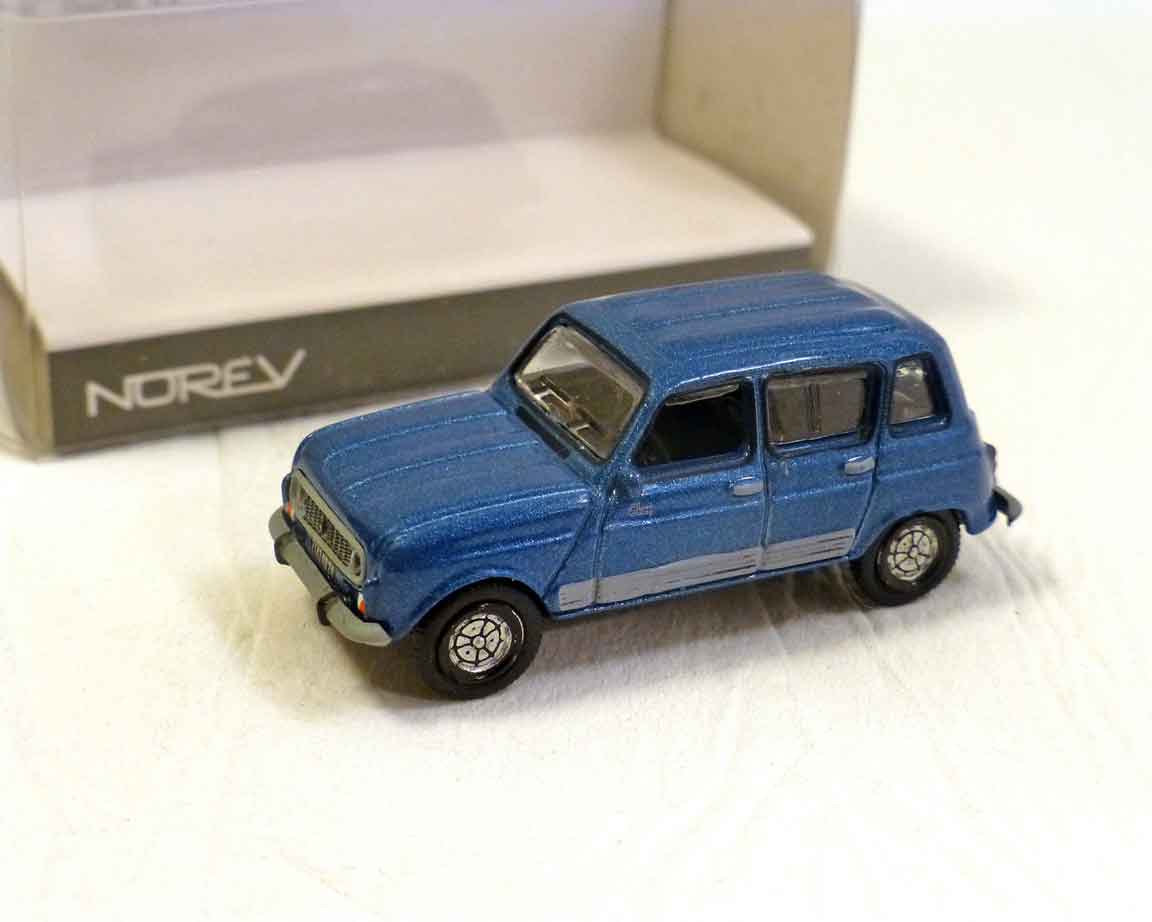 Renault 4, blau